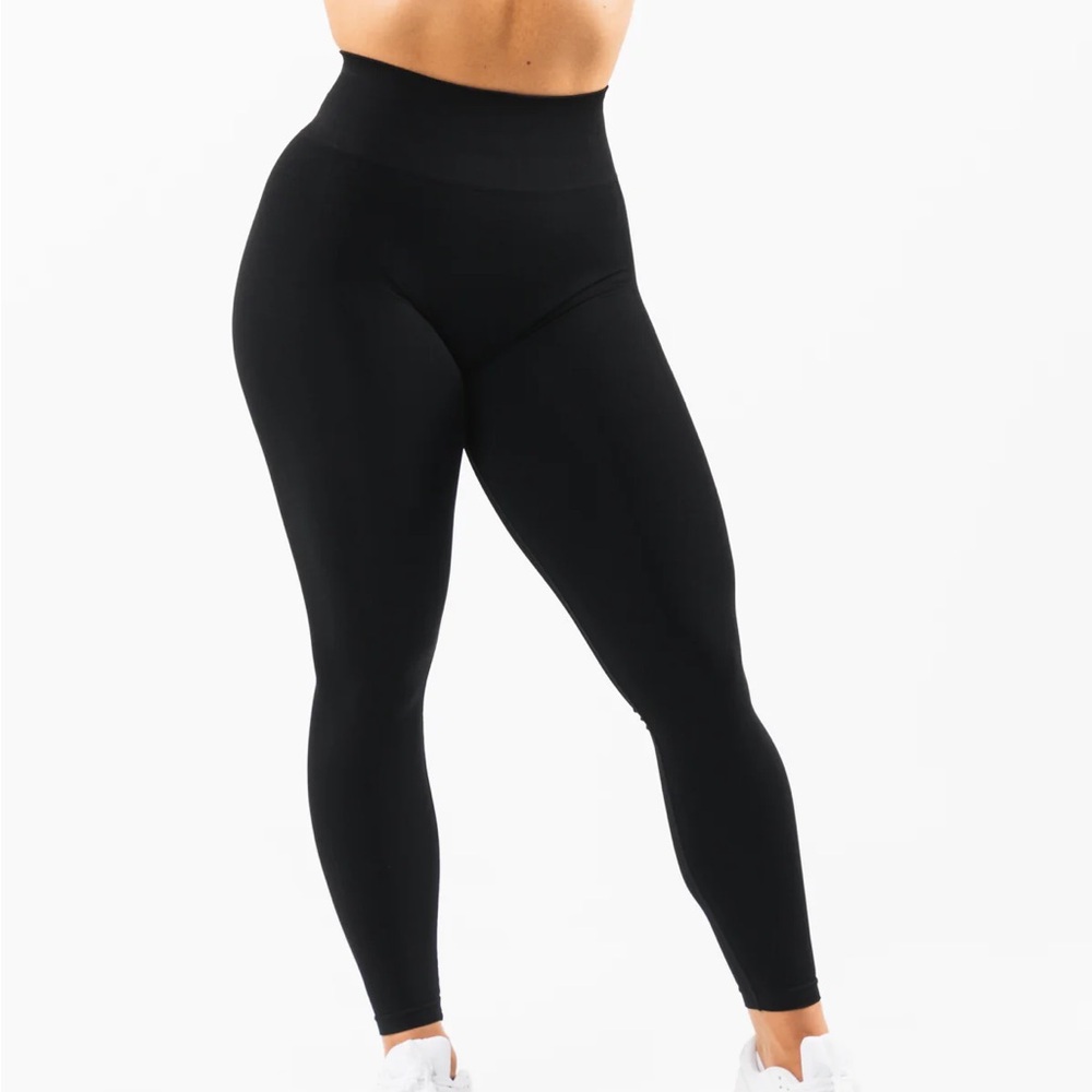 Alphalete Amplify Legging - Size Medium